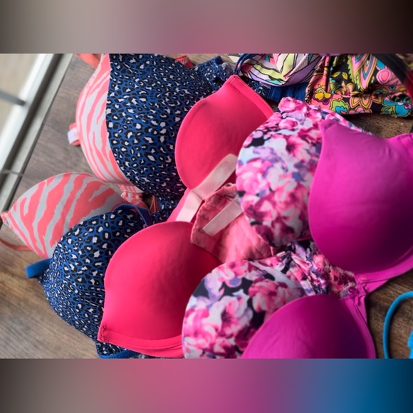 Victoria’s Secret Fun Designs Variety Pack of Bras & Bathing Tops - Picture 2 of 5